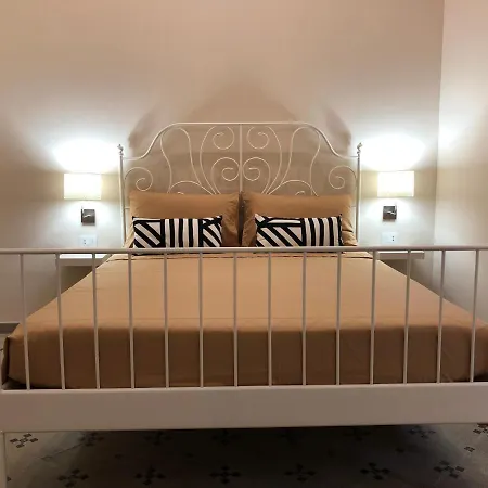Oda ve Kahvaltı Meliora 3*